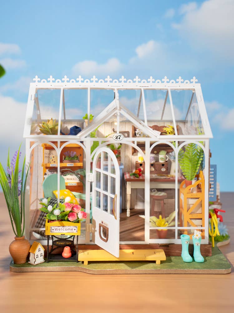 Dreamy Garden House Rolife DIY Miniature House Kit DG163