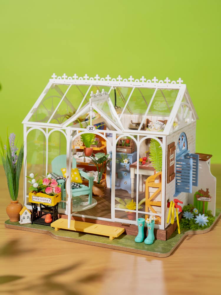 Dreamy Garden House Rolife DIY Miniature House Kit DG163