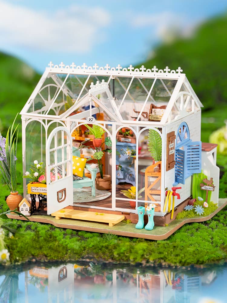 Dreamy Garden House Rolife DIY Miniature House Kit DG163