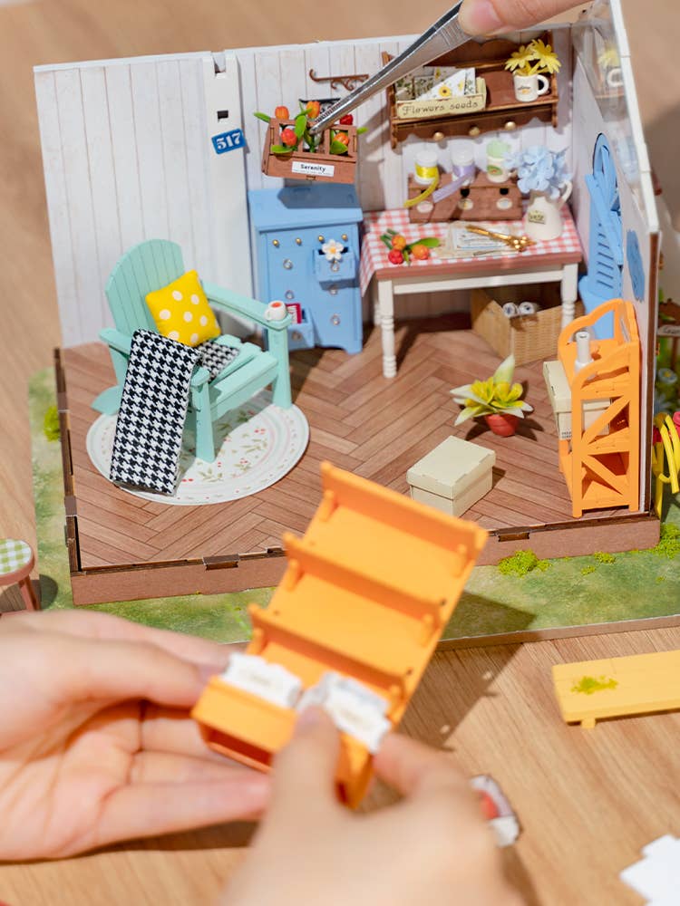 Dreamy Garden House Rolife DIY Miniature House Kit DG163