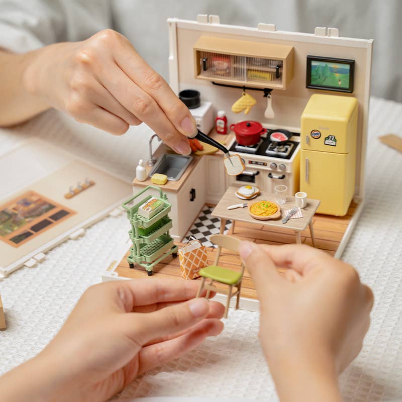 Happy Meals Kitchen Rolife DIY Miniature House DW008